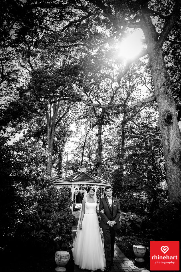 wedding-photographer-chester-springs-villanova-pottstown-meredith-manor-creative-unique-126