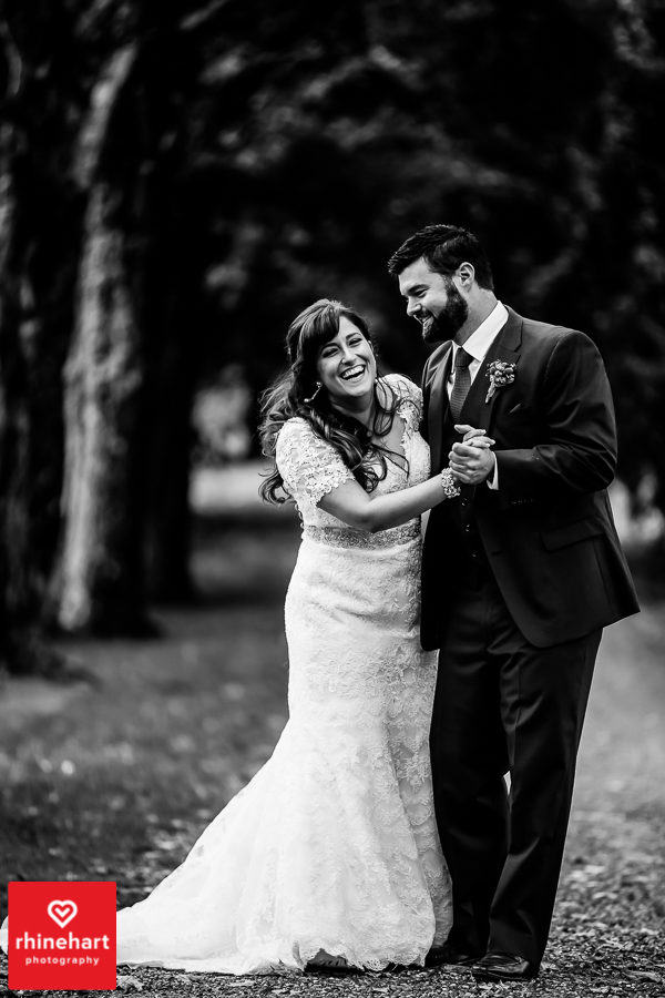 crossed-keys-inn-wedding-photographers-unique-creative-top-best-1111