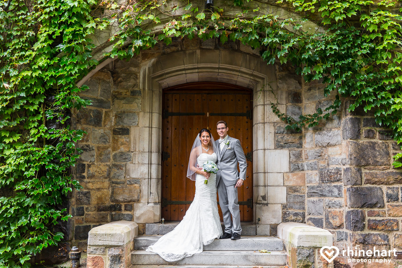 best-wedding-photographers-lehigh-university-penn-state-villa-on-the-green-28