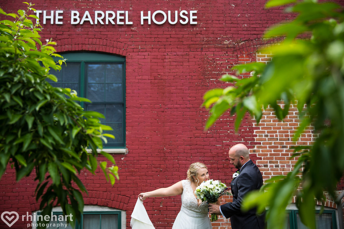 barrel-house-chambersburg-wedding-photographers-creative-best-108