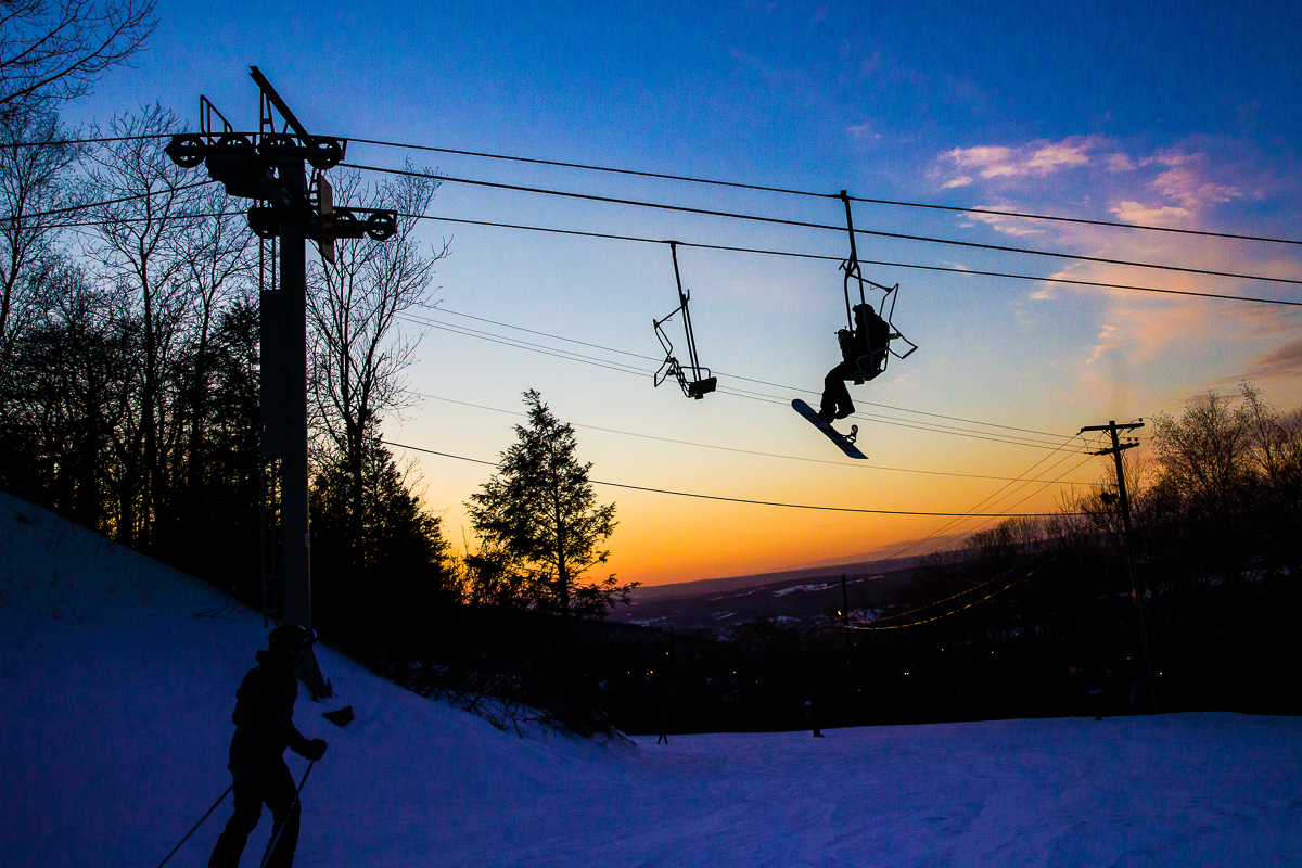 sunset blue mountain resort ski lift
