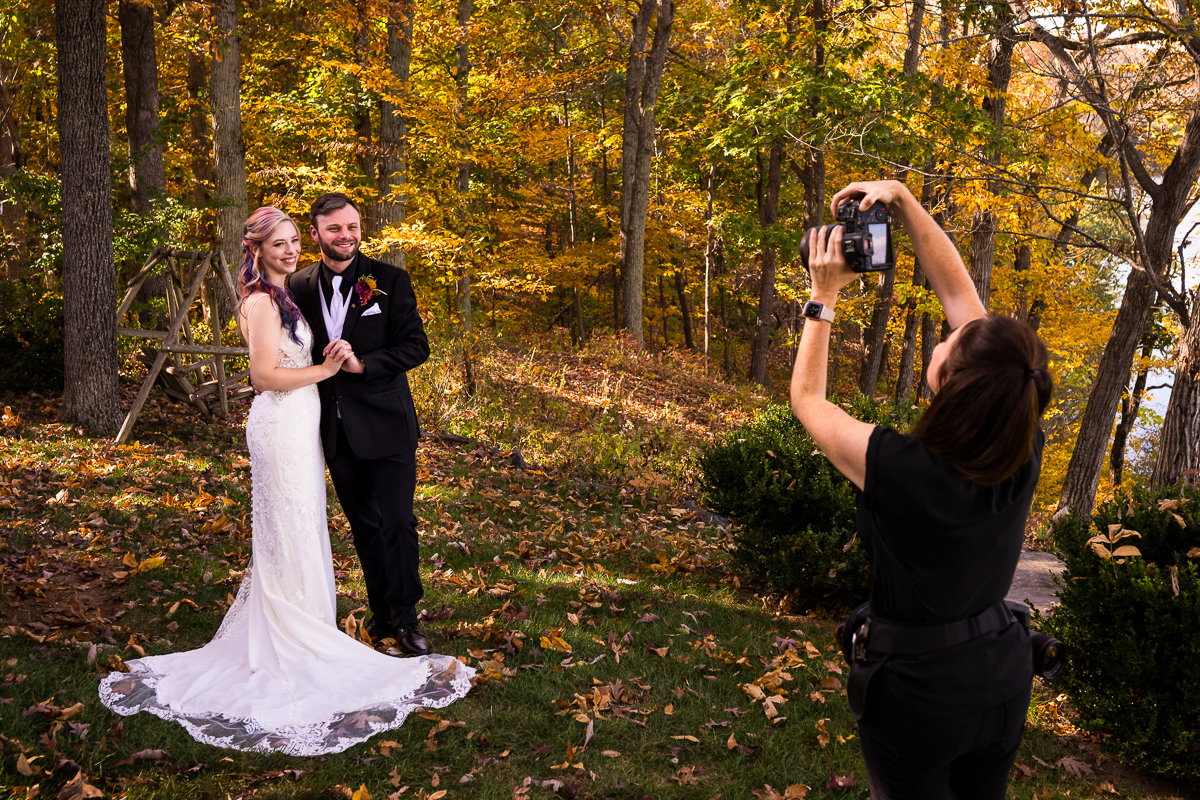 behind the scenes of this va wedding photographer as they capture this couple in Leesburg va 